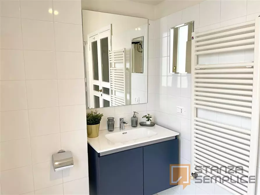 Immagine 21 di Stanza singola in affitto  in LUNGARNO VESPUCCI 60 a Firenze