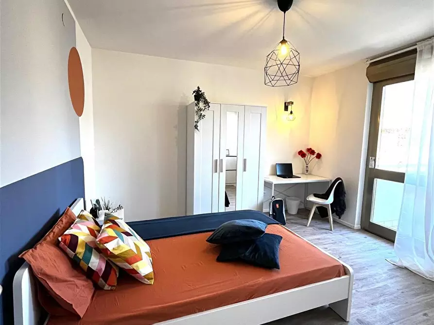 Immagine 1 di Stanza singola in affitto  in Corso 3 Novembre 132 a Trento