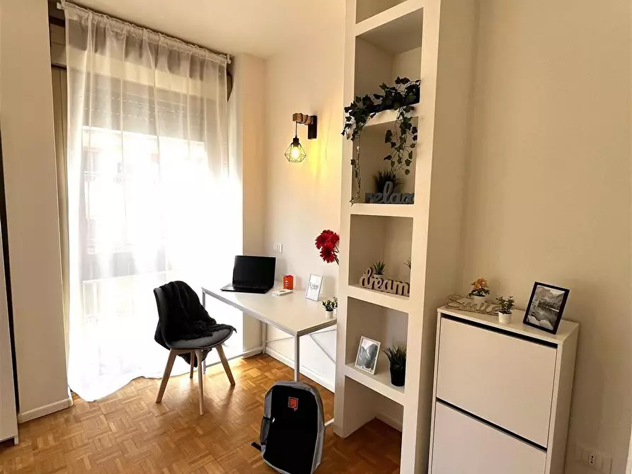 Immagine 3 di Stanza singola in affitto  in Corso 3 Novembre 132 a Trento