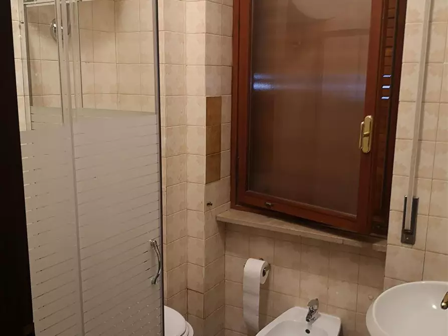 Immagine 3 di Stanza singola in affitto  in Via Gabriele Jannelli 220 p. T int. 3 a Napoli