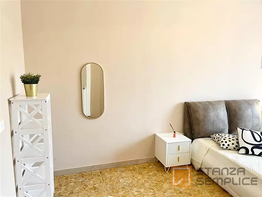 Immagine 3 di Stanza singola in affitto  in LUNGARNO VESPUCCI 60 a Firenze