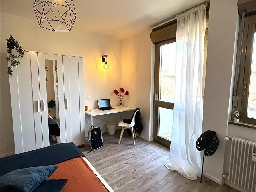 Immagine 2 di Stanza singola in affitto  in Corso 3 Novembre 132 a Trento