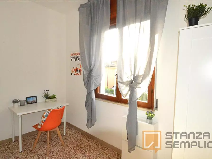 Immagine 1 di Stanza singola in affitto  in Via Zanoni 37 a Modena