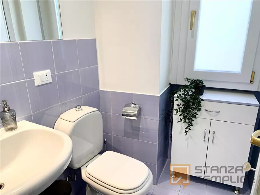 Immagine 17 di Stanza singola in affitto  in LUNGARNO VESPUCCI 60 a Firenze