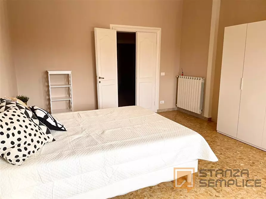 Immagine 4 di Stanza singola in affitto  in LUNGARNO VESPUCCI 60 a Firenze