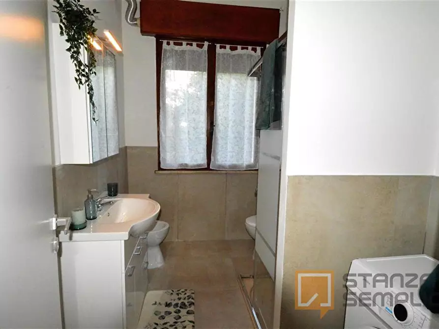 Immagine 8 di Stanza singola in affitto  in Via Zanoni 37 a Modena