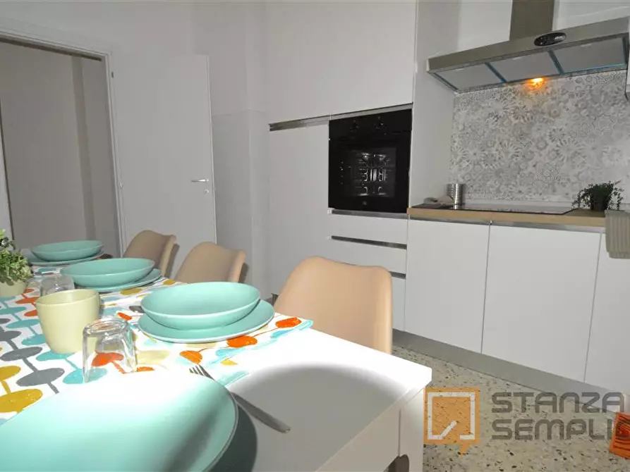 Immagine 6 di Stanza singola in affitto  in Viale Storchi 32 a Modena