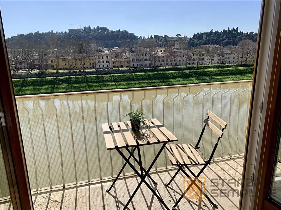 Immagine 1 di Stanza singola in affitto  in LUNGARNO VESPUCCI 60 a Firenze