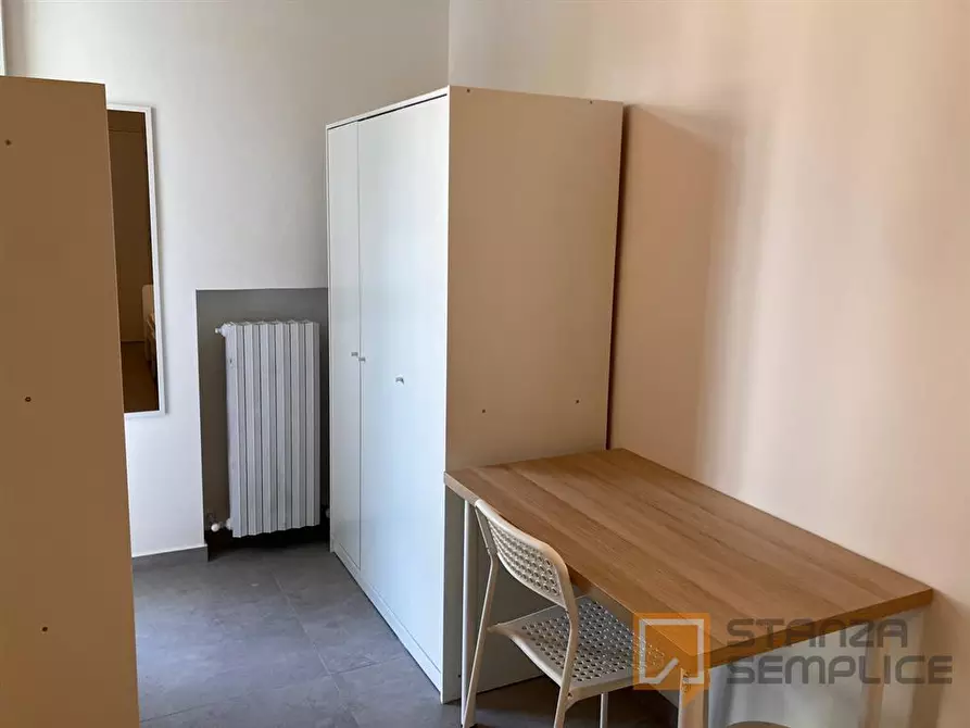 Immagine 3 di Stanza singola in affitto  in Via Enrico Fermi 3 a Bologna