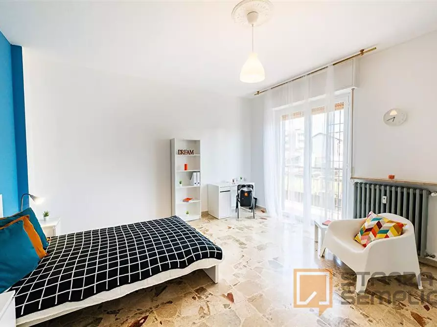 Immagine 5 di Stanza singola in affitto  in VIA ISONZO 4 a Azzano San Paolo