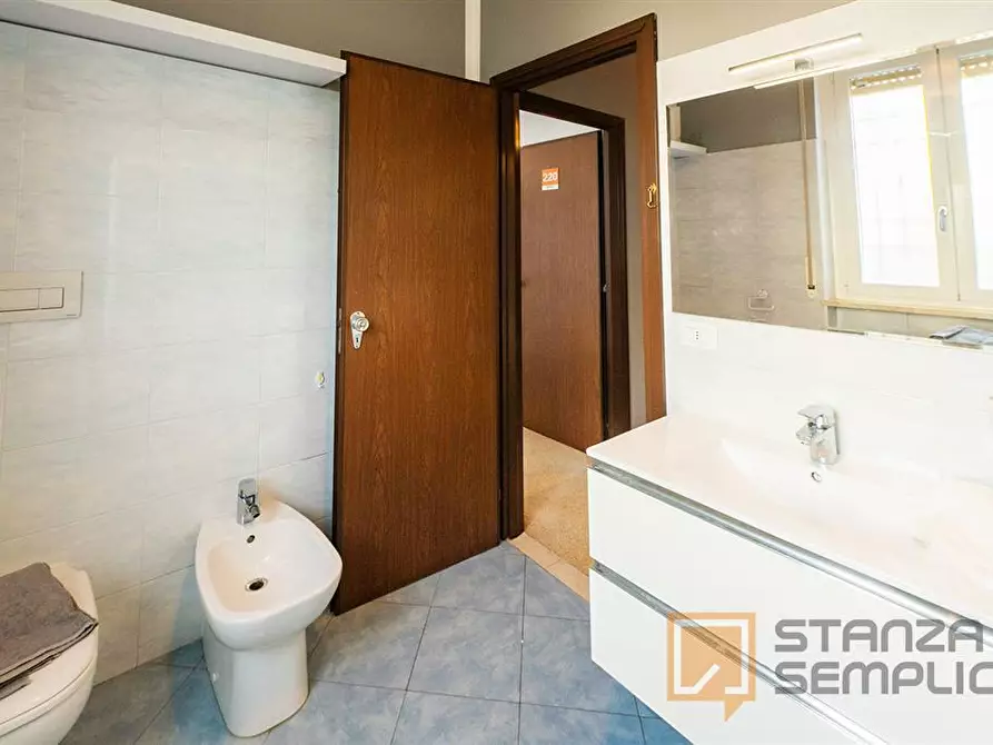 Immagine 15 di Stanza singola in affitto  in VIA ISONZO 4 a Azzano San Paolo