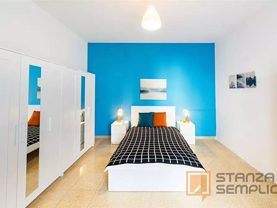 Immagine 2 di Stanza singola in affitto  in VIA ISONZO 4 a Azzano San Paolo