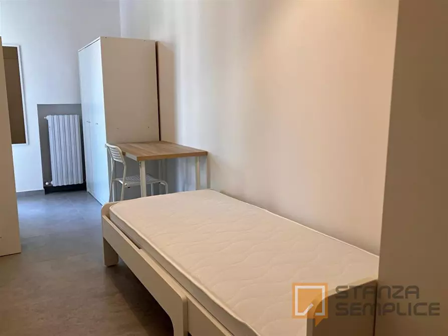 Immagine 4 di Stanza singola in affitto  in Via Enrico Fermi 3 a Bologna
