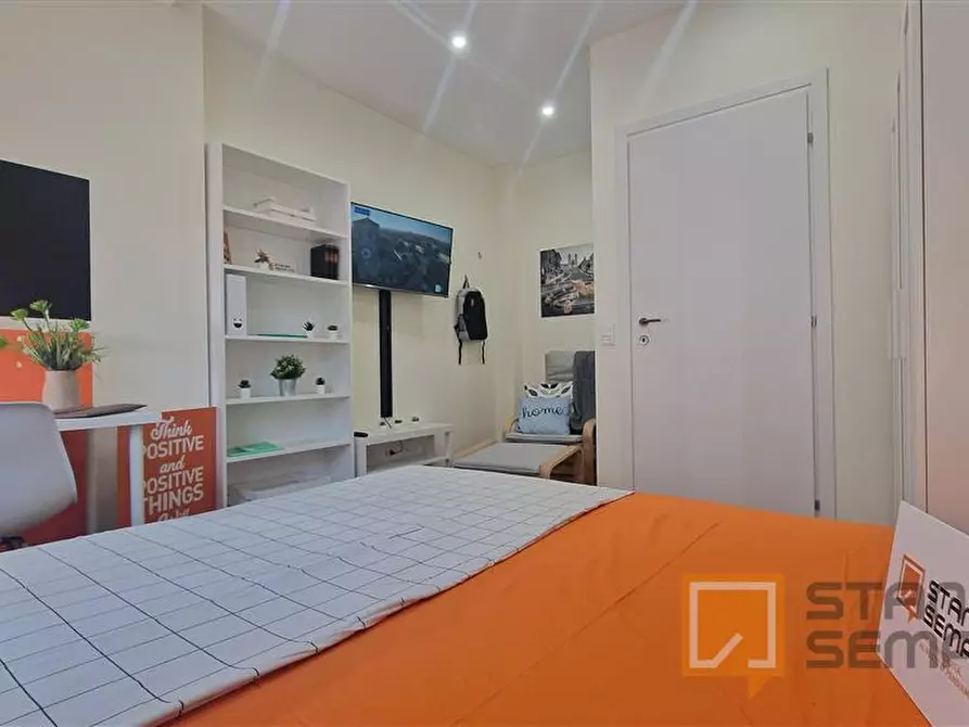 Immagine 5 di Stanza singola in affitto  in Viale Ippocrate, 146 a Roma