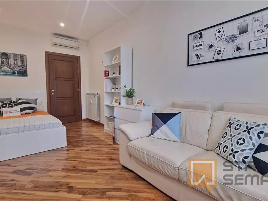Immagine 5 di Stanza singola in affitto  in Viale Ippocrate, 146 a Roma