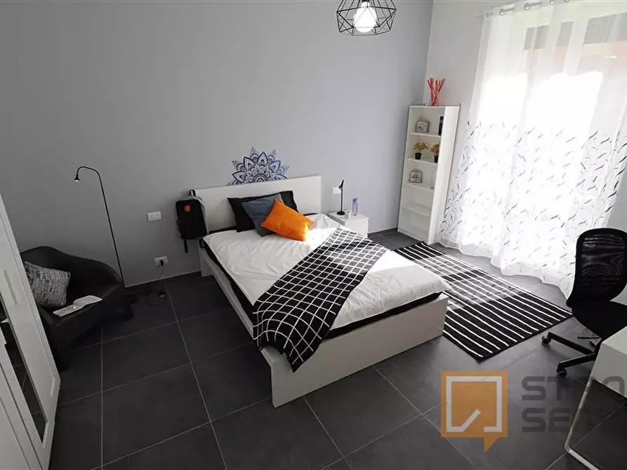 Immagine 1 di Stanza singola in affitto  in Corso Peschiera 232 a Torino