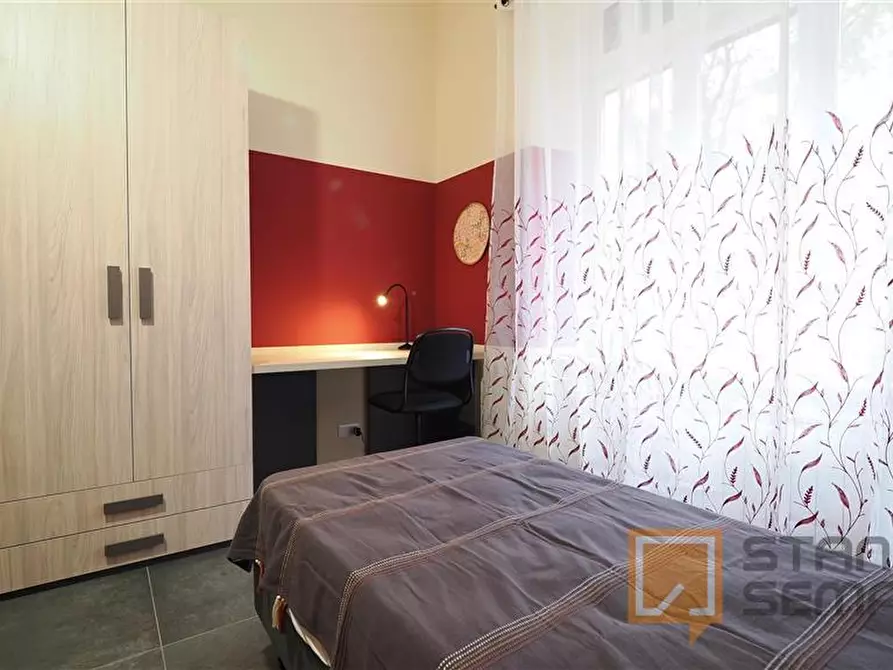 Immagine 1 di Stanza singola in affitto  in Corso Peschiera 232 a Torino