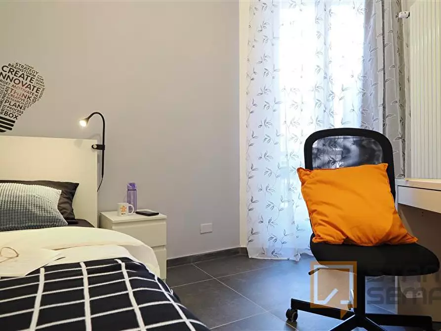 Immagine 2 di Stanza singola in affitto  in Corso Peschiera 232 a Torino