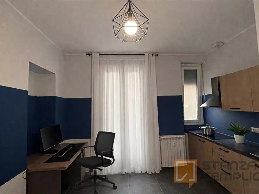 Immagine 2 di Stanza singola in affitto  in Corso Peschiera 232 a Torino