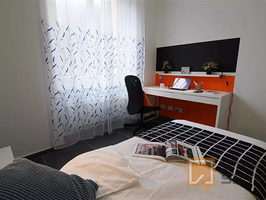 Immagine 2 di Stanza singola in affitto  in Corso Peschiera 232 a Torino