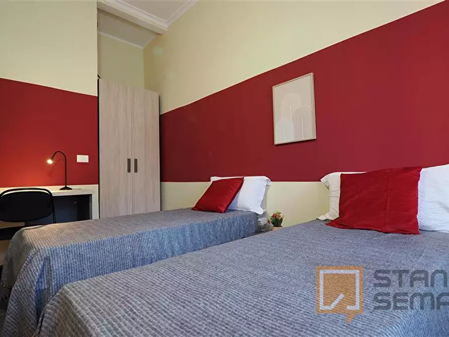 Immagine 1 di Stanza singola in affitto  in Corso Peschiera 232 a Torino