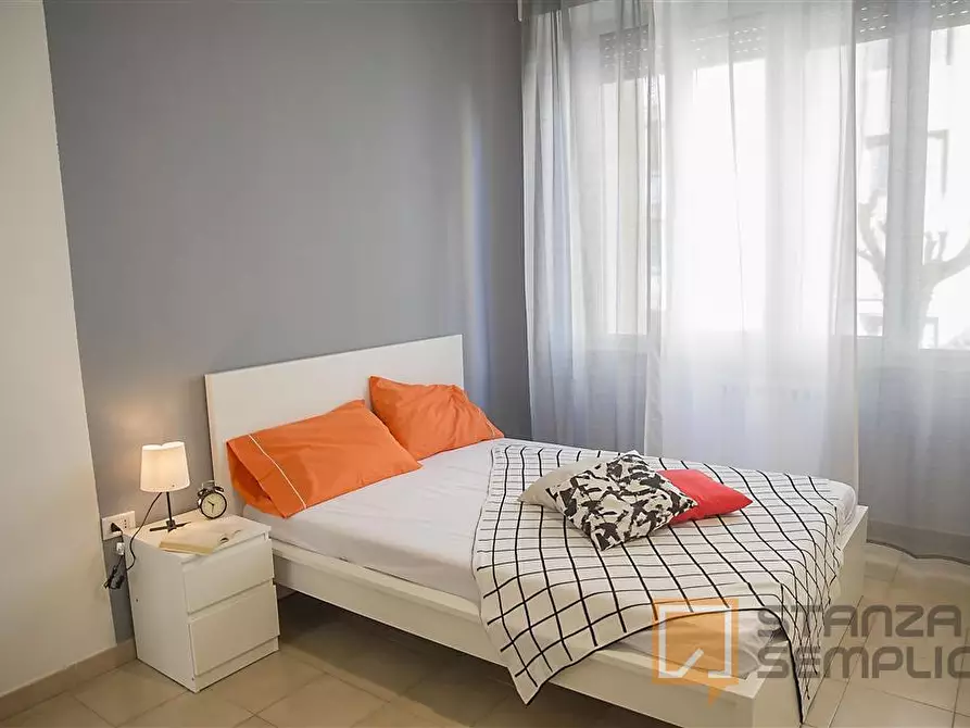 Immagine 2 di Stanza singola in affitto  in Piazza San Francesco D'Assisi n. 1  a Foggia