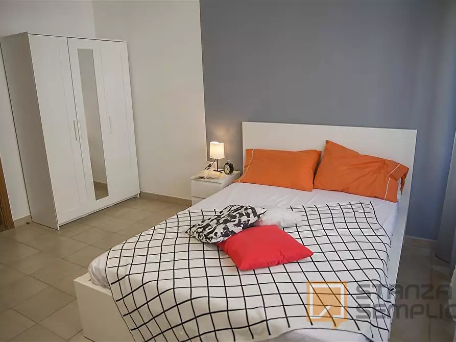 Immagine 4 di Stanza singola in affitto  in Piazza San Francesco D'Assisi n. 1  a Foggia