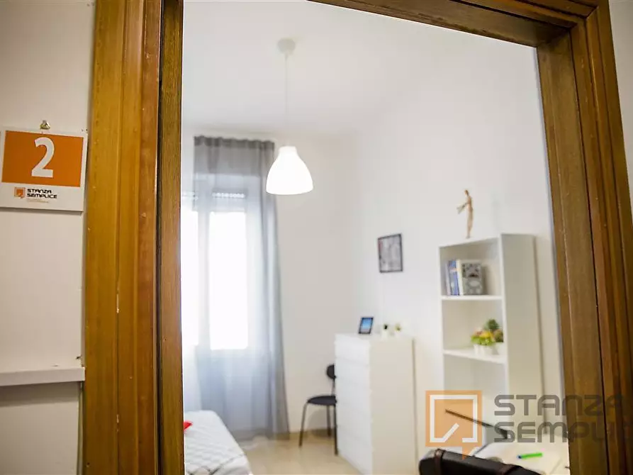 Immagine 1 di Stanza singola in affitto  in Piazza San Francesco D'Assisi n. 1  a Foggia