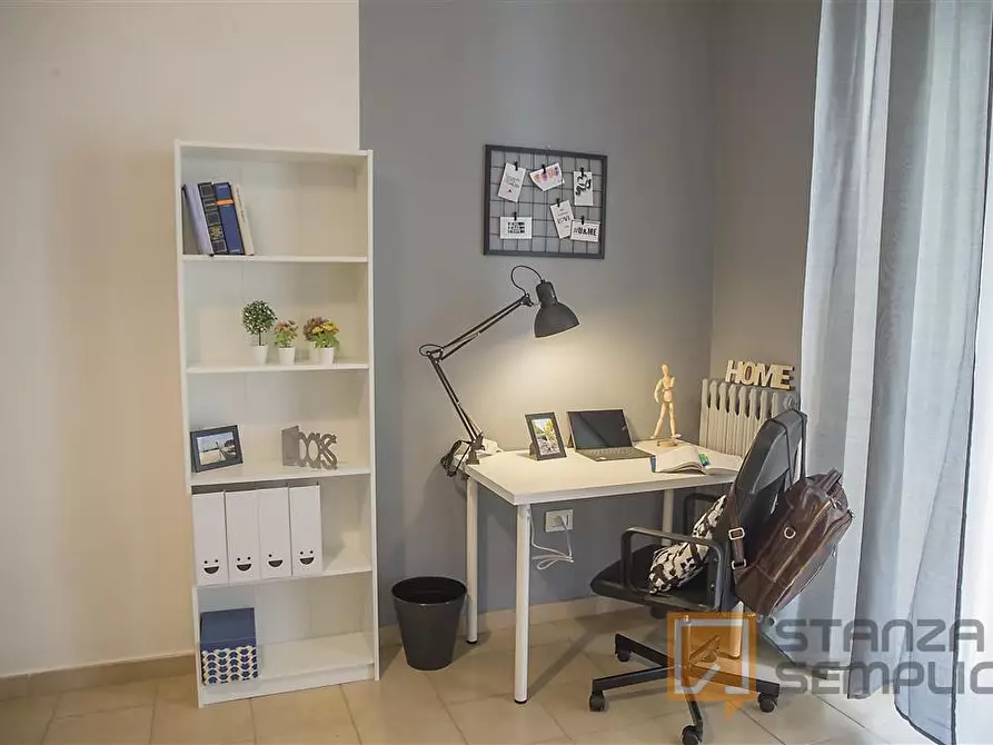 Immagine 5 di Stanza singola in affitto  in Piazza San Francesco D'Assisi n. 1  a Foggia