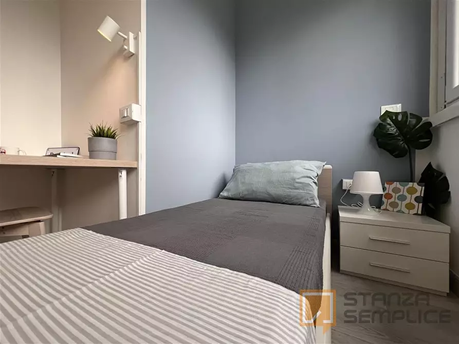 Immagine 10 di Stanza singola in affitto  in Via Genova 19 a Bologna