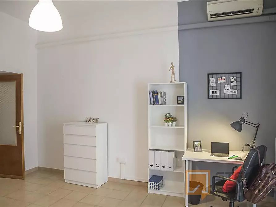 Immagine 3 di Stanza singola in affitto  in Piazza San Francesco D'Assisi n. 1  a Foggia