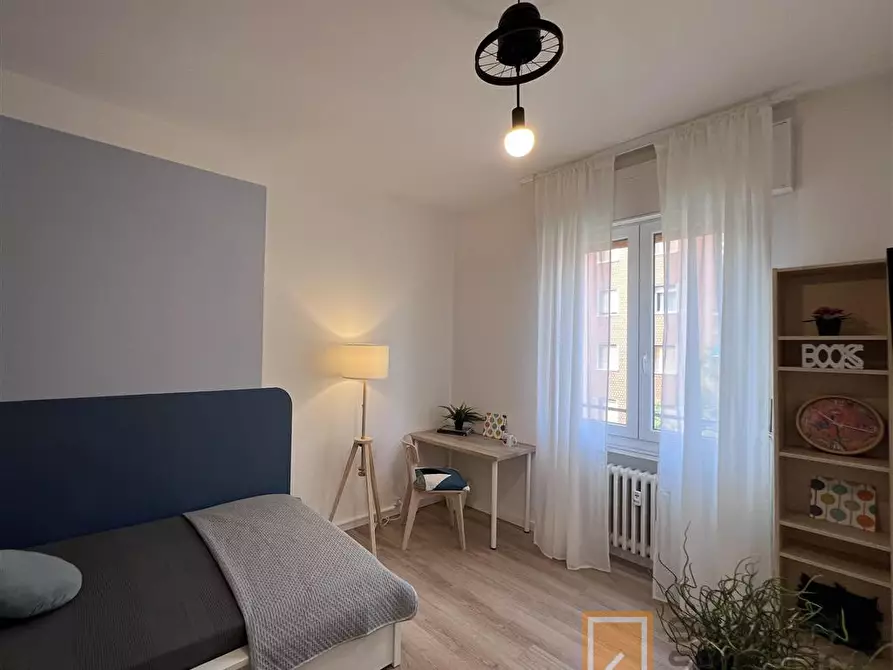 Immagine 1 di Stanza singola in affitto  in Via Leandro Alberti 85 a Bologna