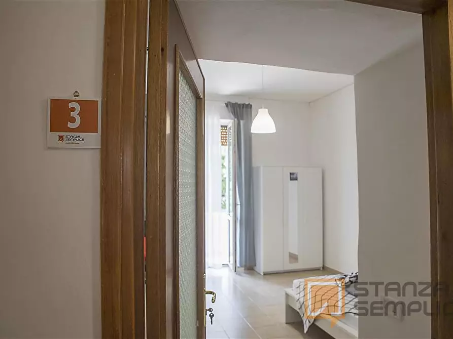 Immagine 1 di Stanza singola in affitto  in Piazza San Francesco D'Assisi n. 1  a Foggia