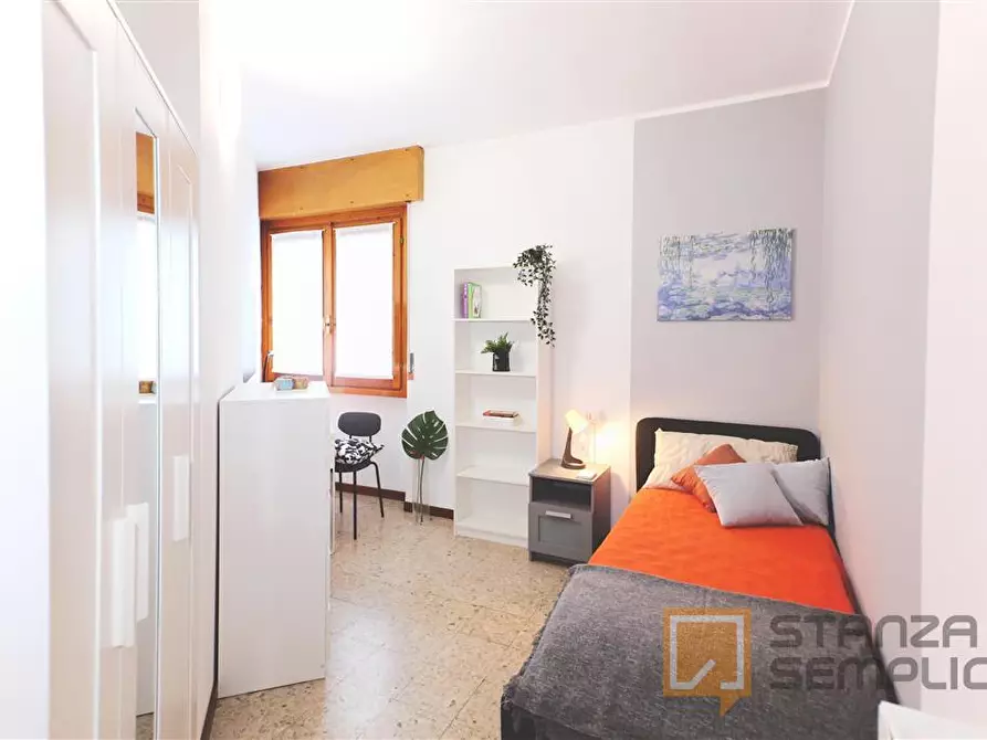 Immagine 1 di Stanza singola in affitto  in Via Privata Nino Castelli 6 a Lecco