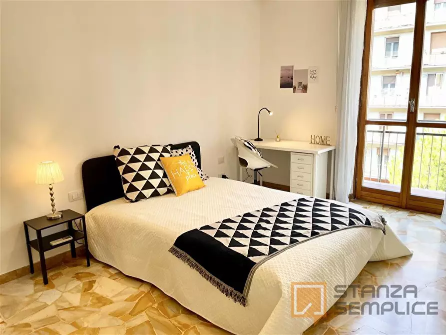 Immagine 12 di Stanza singola in affitto  in VIA CADUTI DI CEFALONIA 60 a Firenze