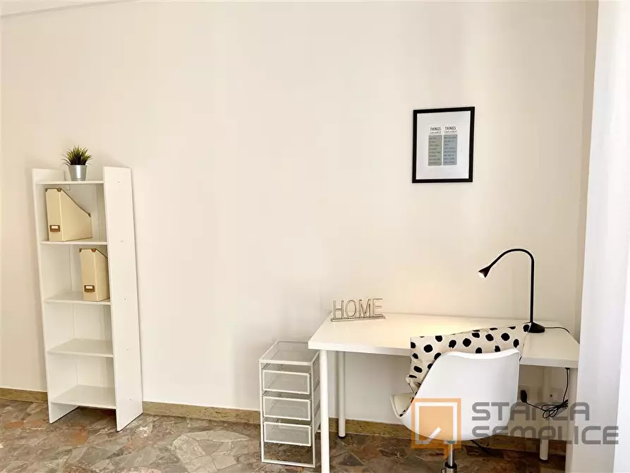 Immagine 4 di Stanza singola in affitto  in VIA Q. SELLA 44 (4) a Firenze