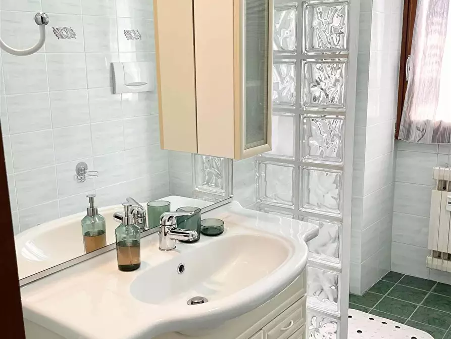 Immagine 22 di Stanza singola in affitto  in VIA CADUTI DI CEFALONIA 60 a Firenze