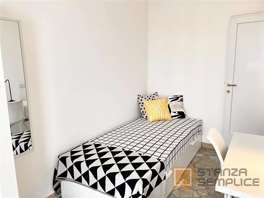 Immagine 1 di Stanza singola in affitto  in VIA Q. SELLA 44 (4) a Firenze