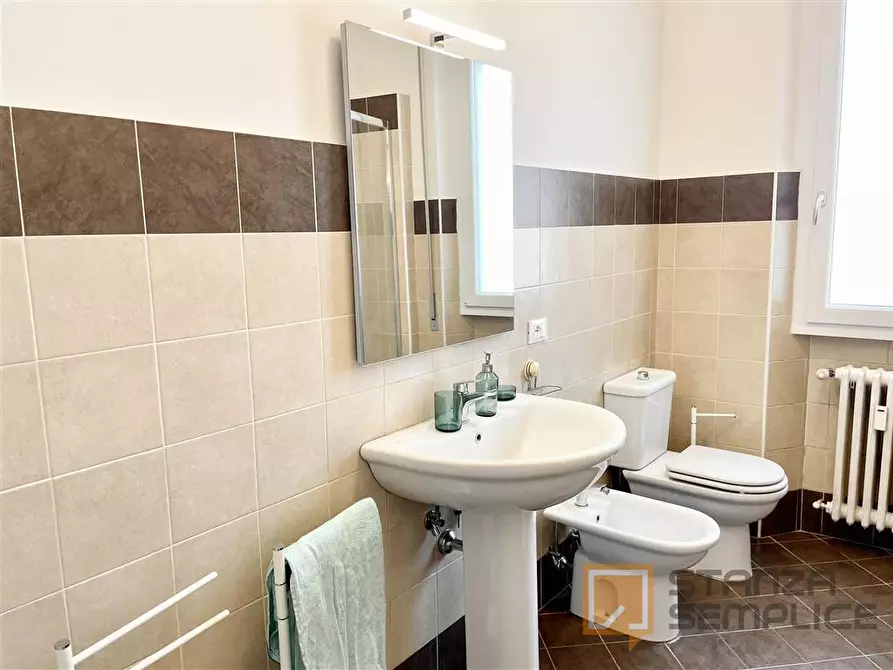 Immagine 17 di Stanza singola in affitto  in VIA Q. SELLA 44 (4) a Firenze