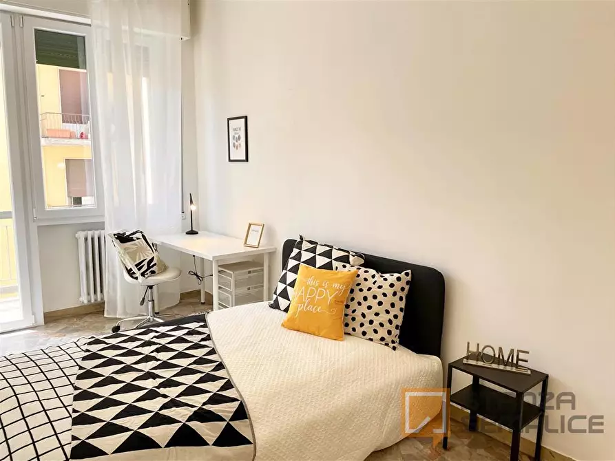 Immagine 2 di Stanza singola in affitto  in VIA Q. SELLA 44 (4) a Firenze