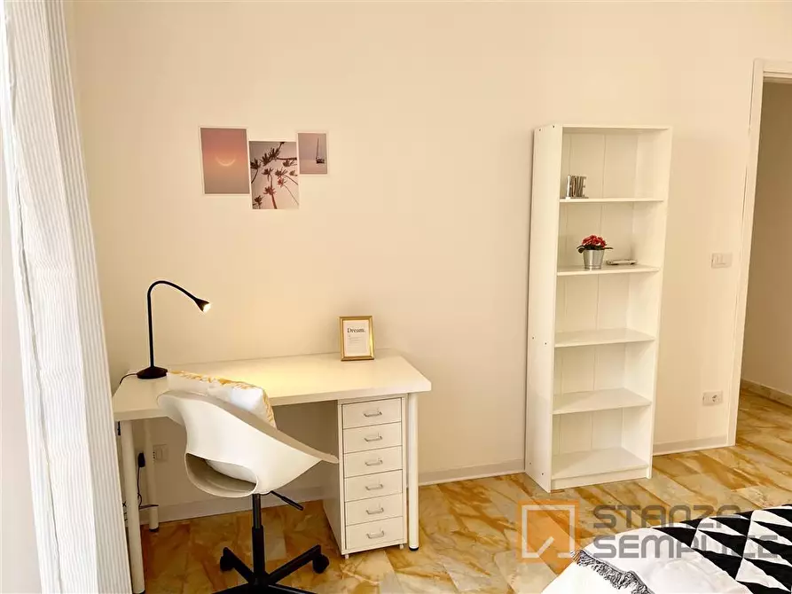 Immagine 8 di Stanza singola in affitto  in VIA CADUTI DI CEFALONIA 60 a Firenze