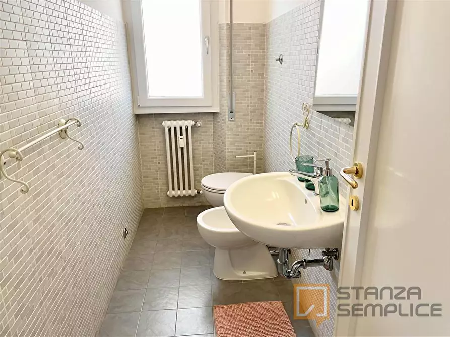 Immagine 21 di Stanza singola in affitto  in VIA Q. SELLA 44 (4) a Firenze