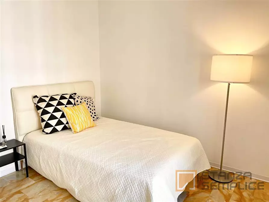 Immagine 4 di Stanza singola in affitto  in Via VIA CADUTI DI CEFALONIA 60 a Firenze