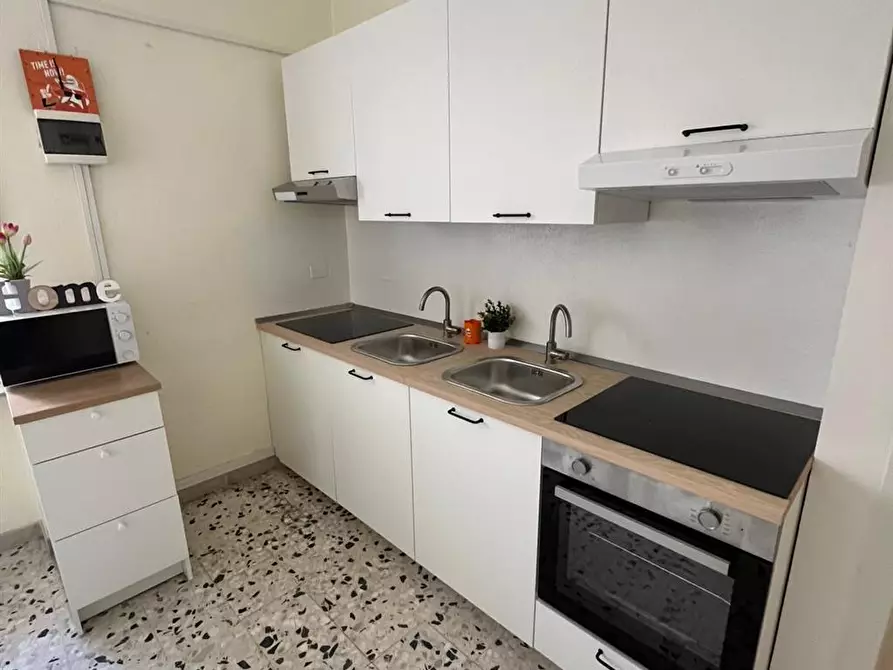 Immagine 4 di Stanza singola in affitto  in Via Grazia Deledda 22 a Cagliari