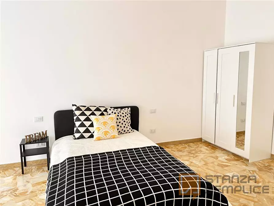 Immagine 4 di Stanza singola in affitto  in VIA Q. SELLA 44 (4) a Firenze