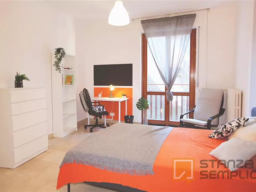 Immagine 1 di Stanza singola in affitto  in Via Salvatore Sassi 10 a Lecco