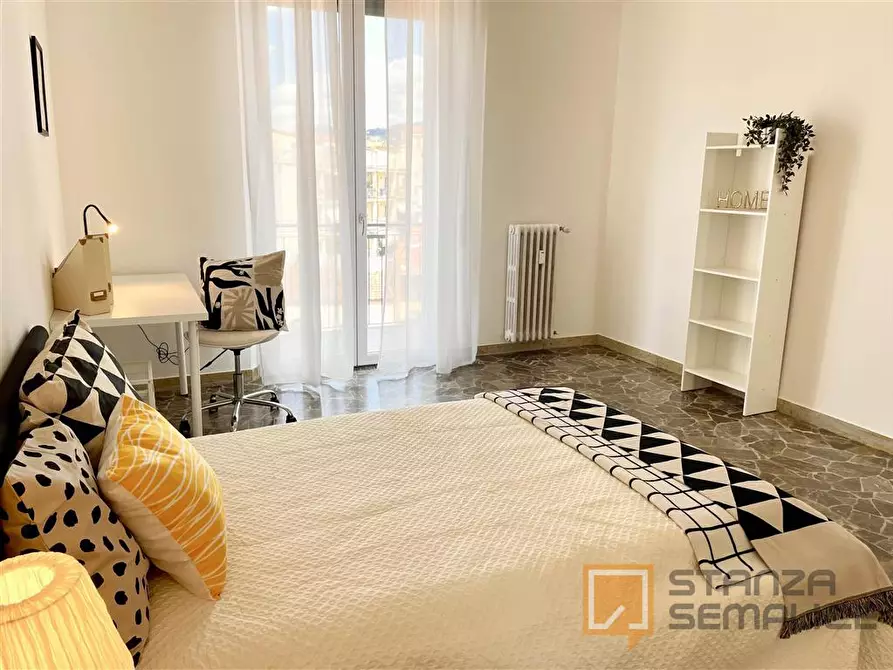 Immagine 4 di Stanza singola in affitto  in VIA Q. SELLA 44 (4) a Firenze