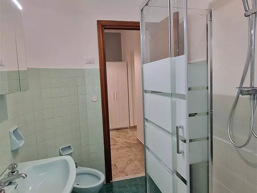 Immagine 25 di Stanza singola in affitto  in Via Viale delle Province, 79 a Roma