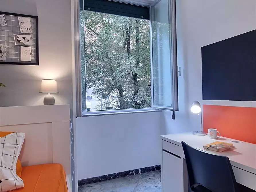 Immagine 10 di Stanza singola in affitto  in Via Viale delle Province, 79 a Roma