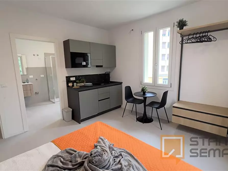 Immagine 4 di Stanza singola in affitto  in Via Vignolese 749 a Modena